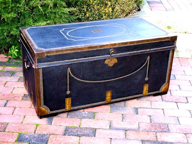 A Fine Leather Covered Chinese Export Campforwood Trunk circa 1830-1850 — image 3